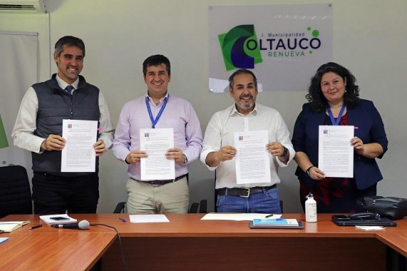 Autoridades de Salud y municipio Coltauco suscriben convenio para financiar proceso universalización de la APS